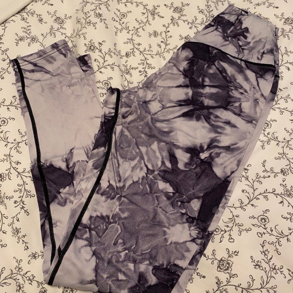 Balance Athletica Aura collection leggings